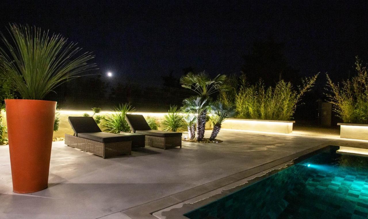 איל-סור-לה-סורג Villa Palma & Spa מראה חיצוני תמונה