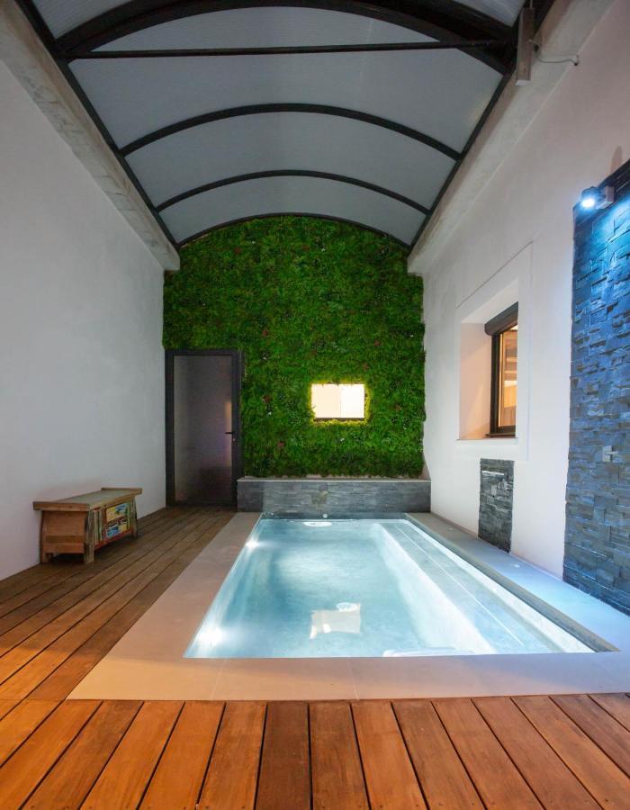 איל-סור-לה-סורג Villa Palma & Spa מראה חיצוני תמונה